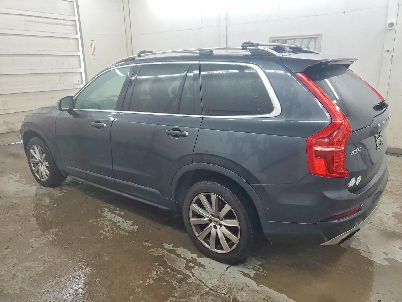 2016 Volvo Xc90 T6 - Image 2