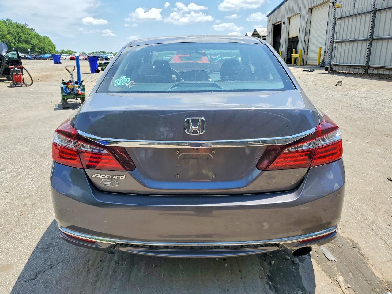 2017 Honda Accord Lx - Image 6