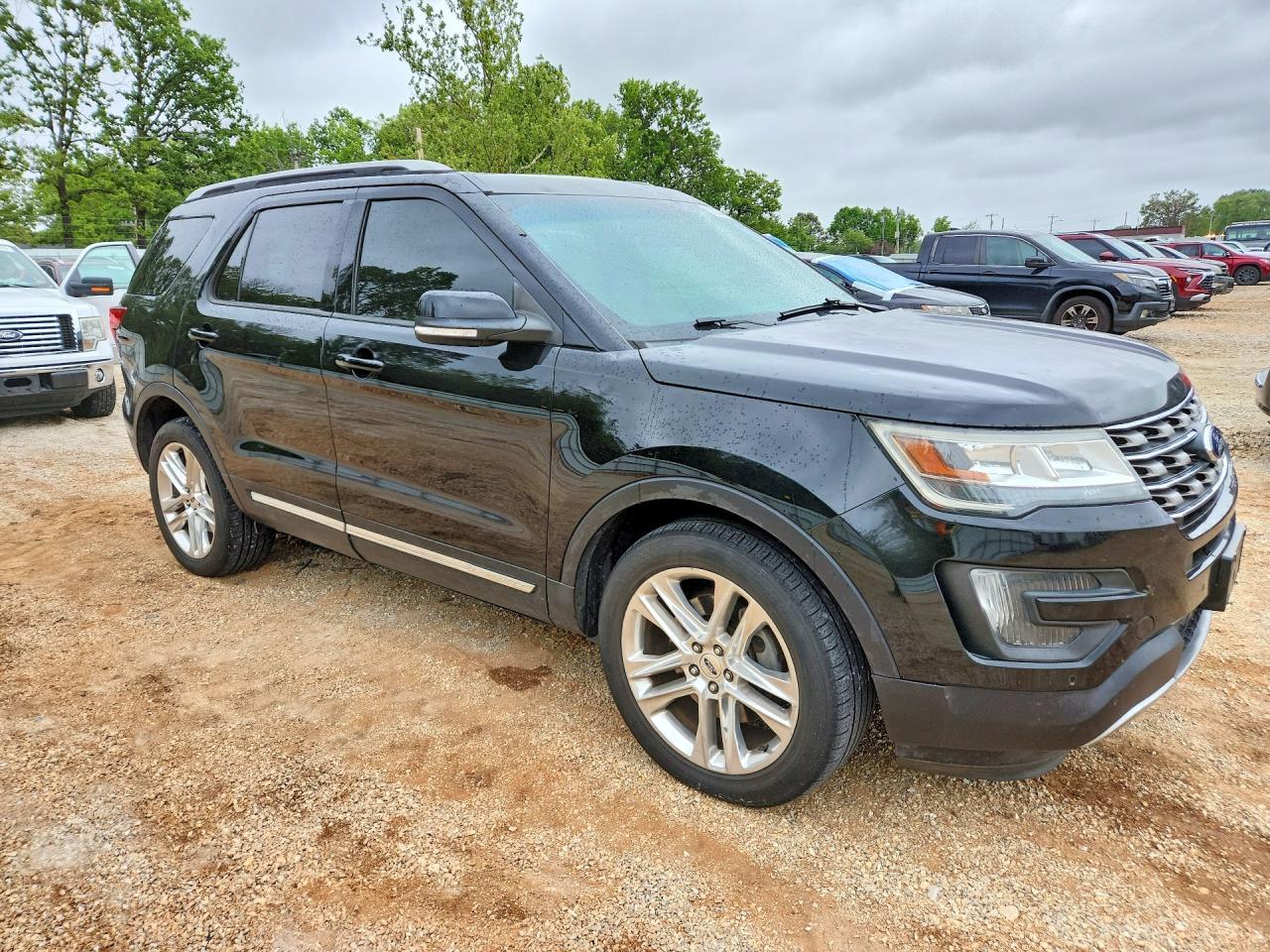 2016 Ford Explorer Xlt - Фото 4