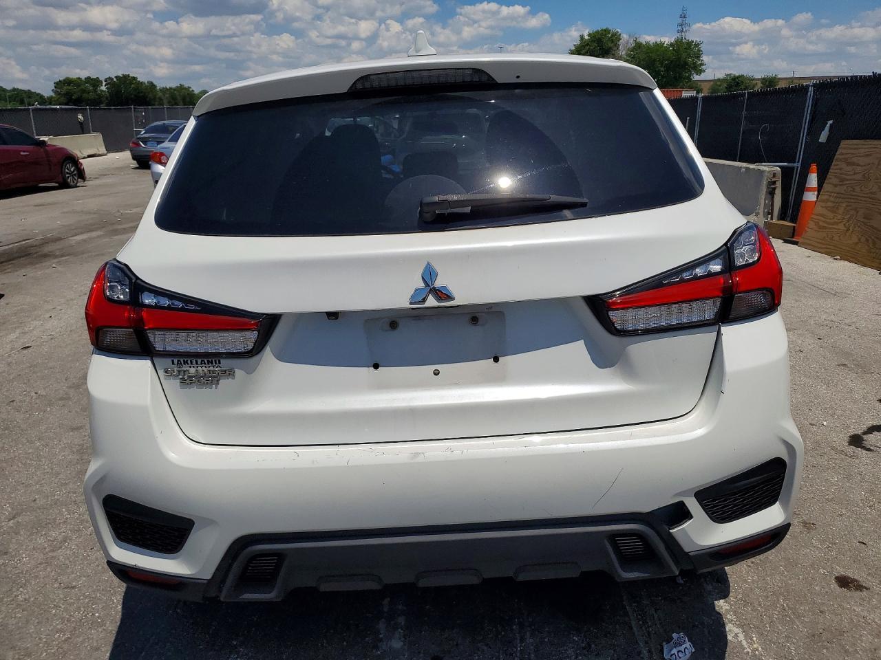 2020 Mitsubishi Outlander Sport Es - Image 6