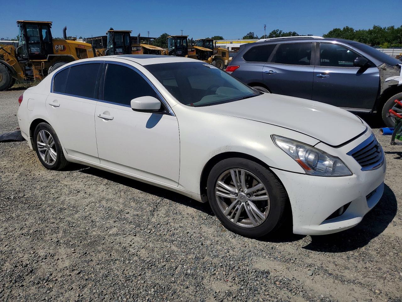 2012 Infiniti G37 Sedan Journey - Image 4