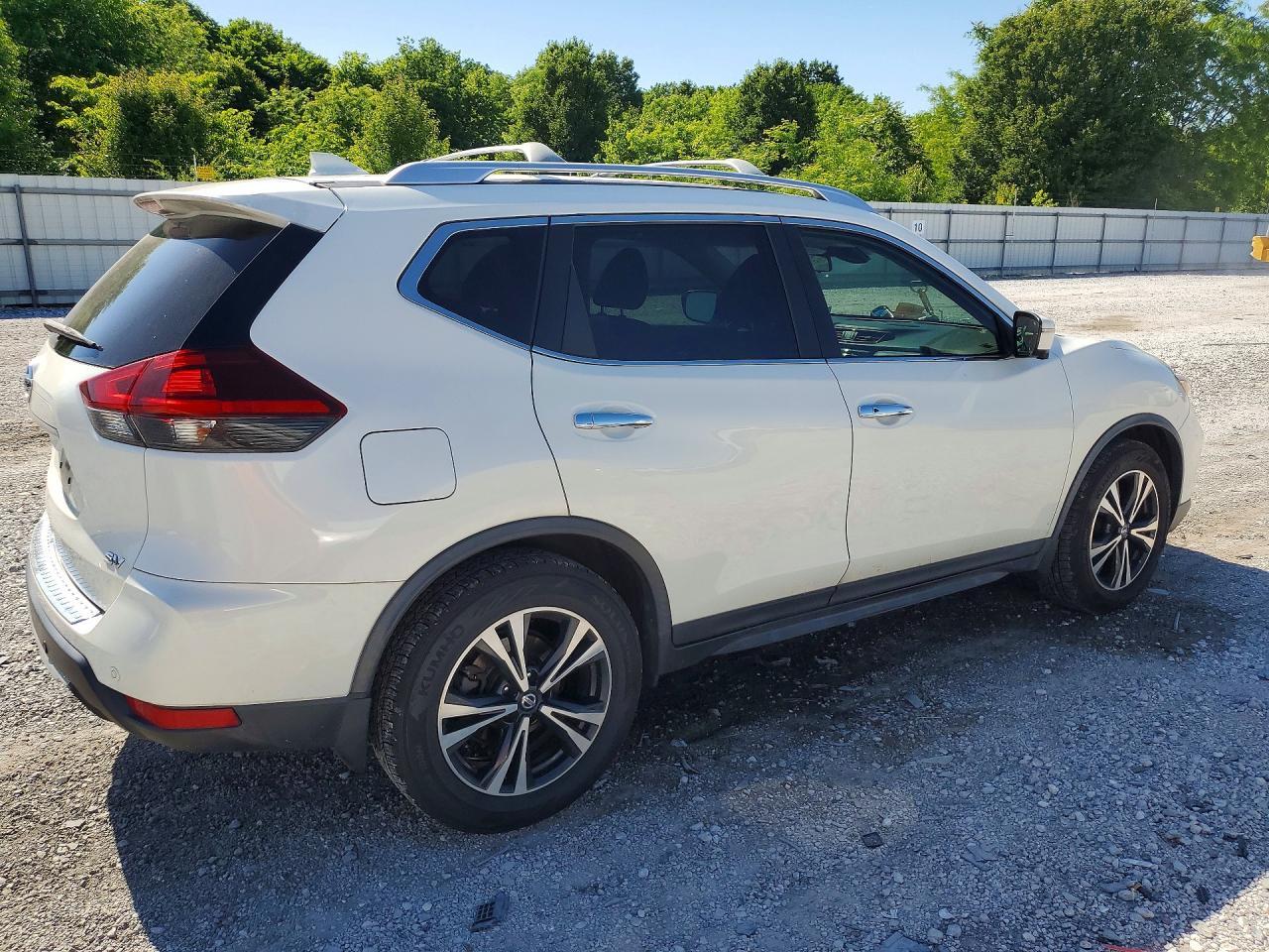 2019 Nissan Rogue Sv - Image 3