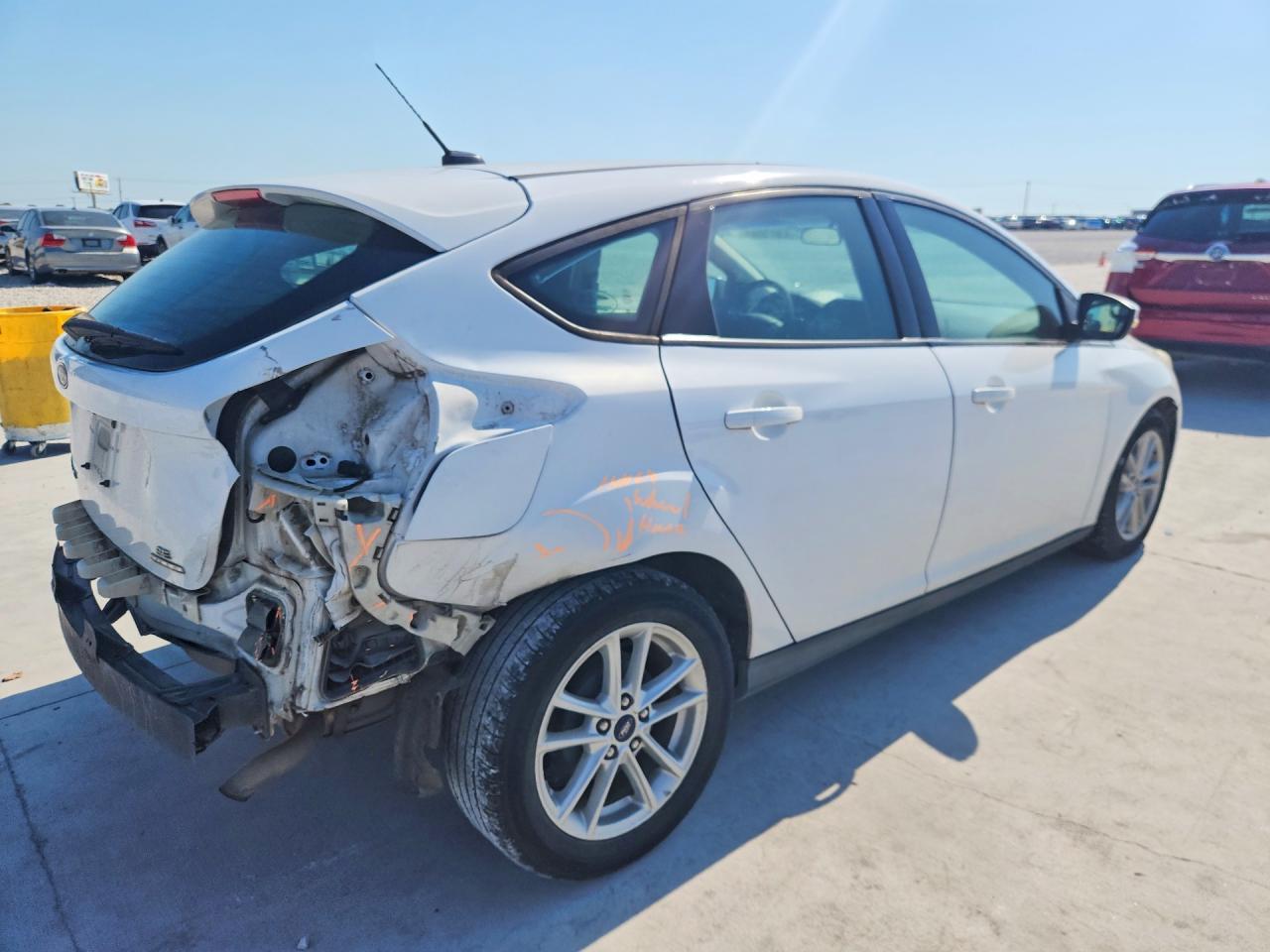 2016 Ford Focus Se - Фото 3