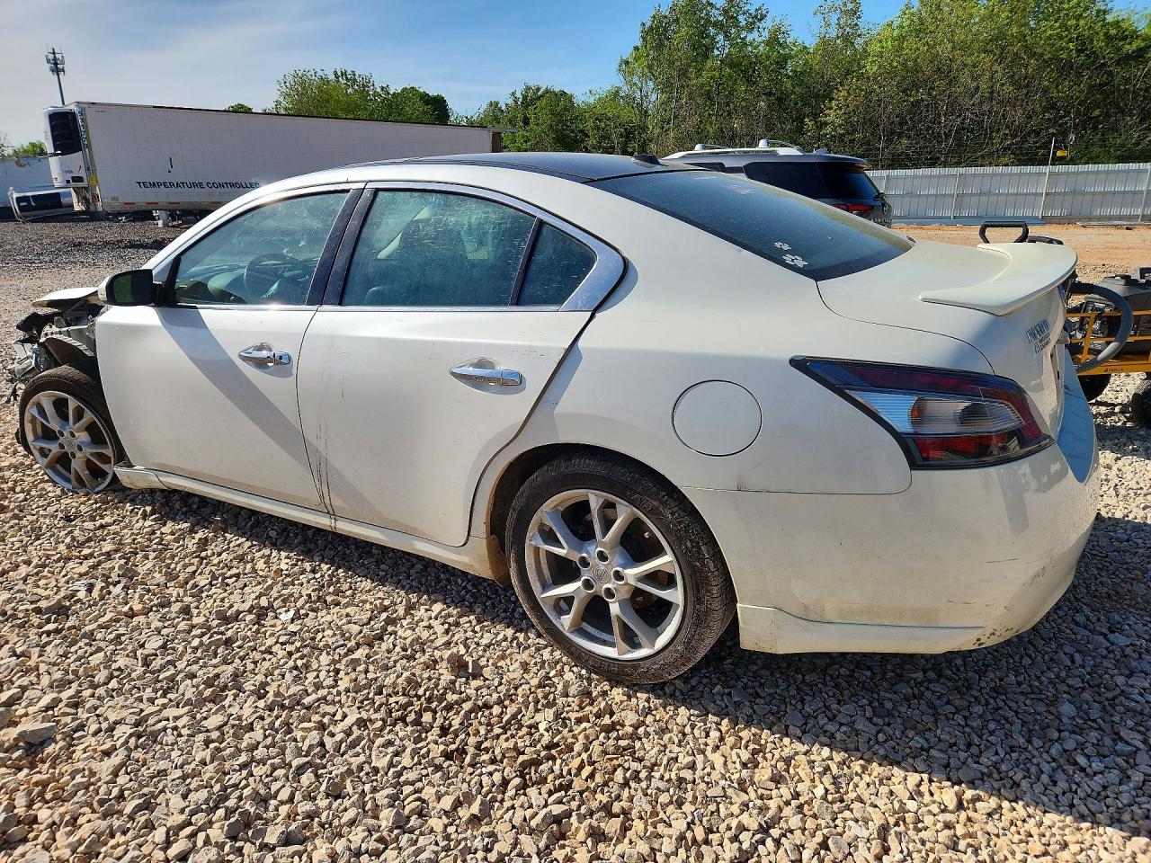 2014 Nissan Maxima 3.5 Sv - Image 2