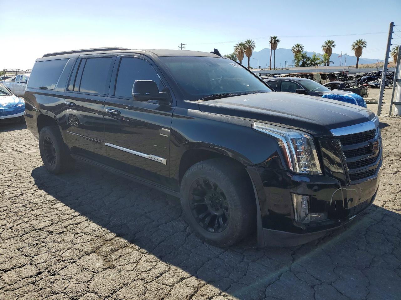 2015 Cadillac Escalade Esv Premium - Image 4