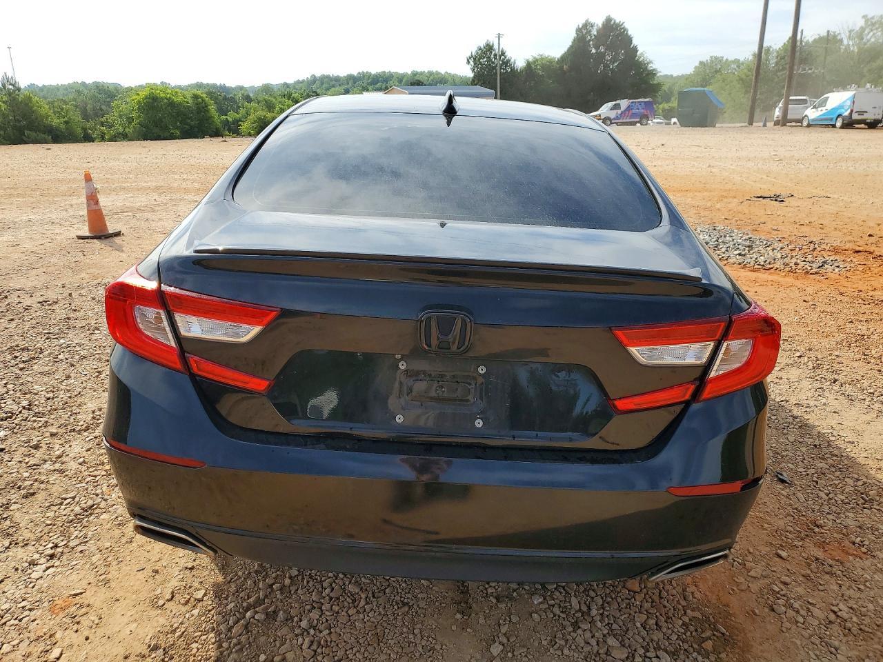 2019 Honda Accord Sport - Image 6