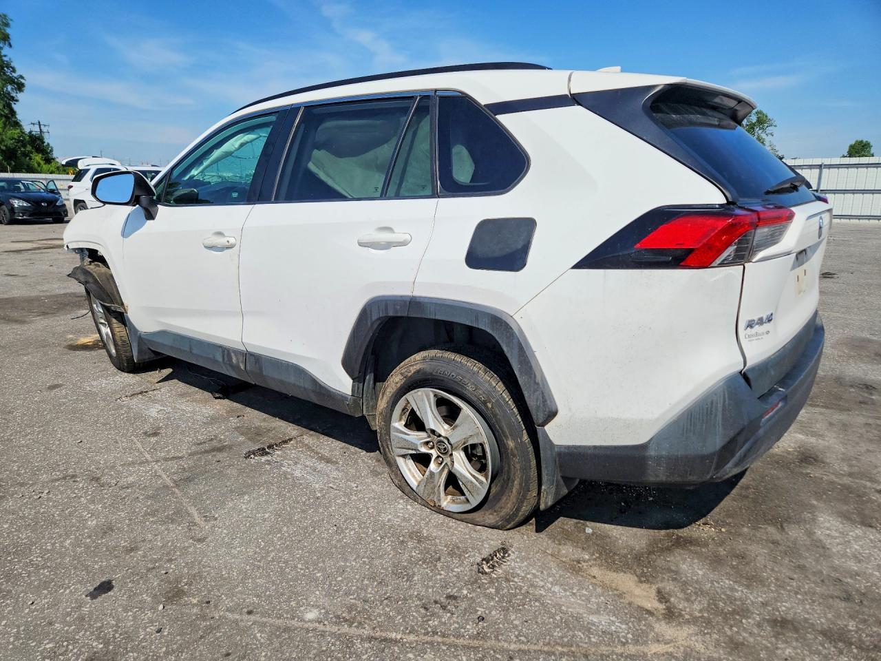 2021 Toyota Rav4 Xle - Image 2
