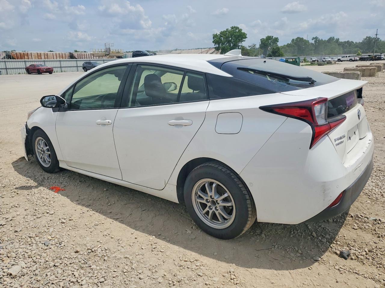 2021 Toyota Prius Le Awd-E - Фото 2