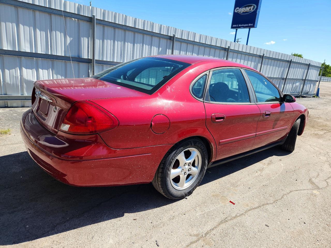 2002 Ford Taurus Se - Image 3