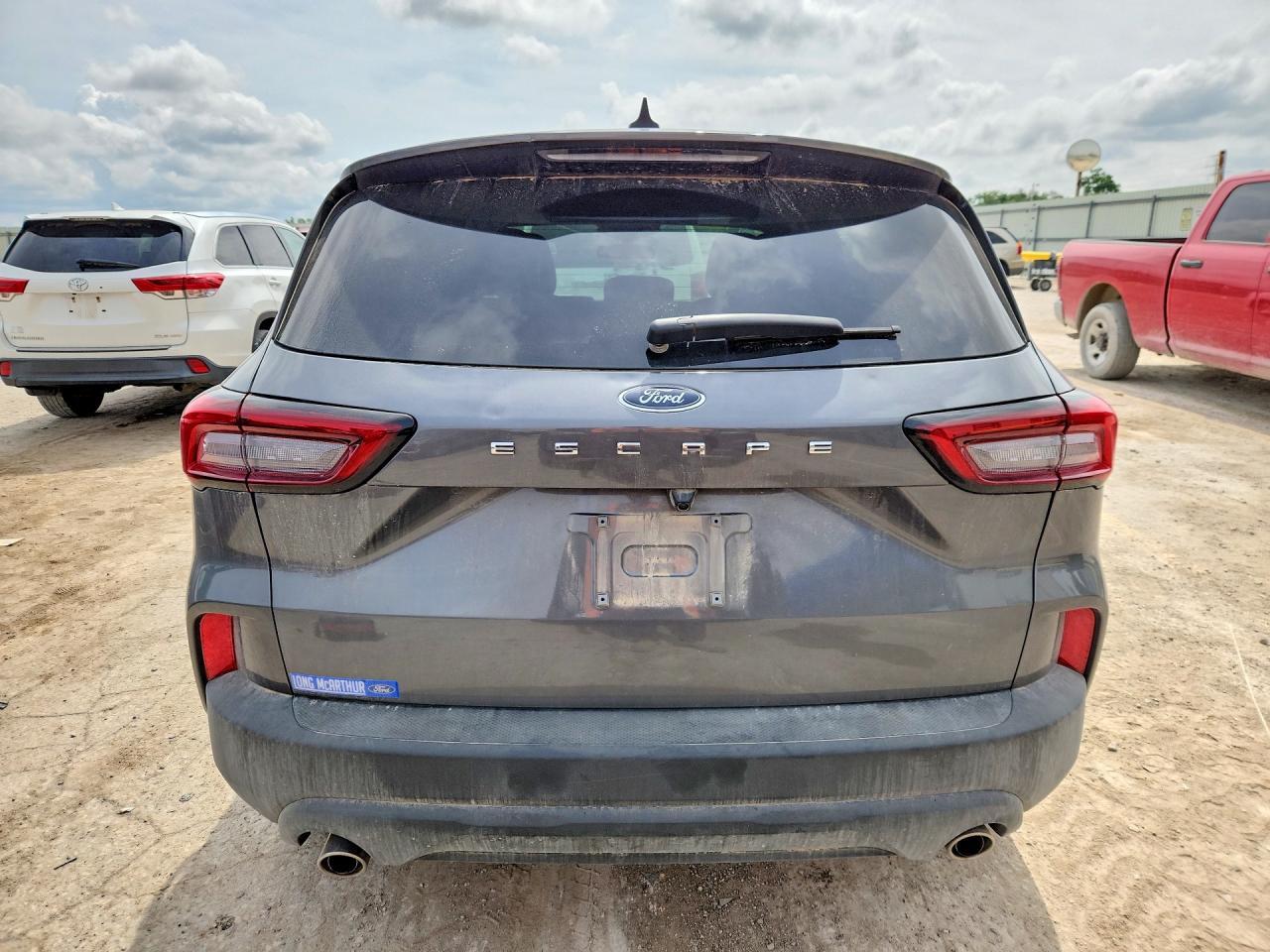 2025 Ford Escape St Line - Фото 6