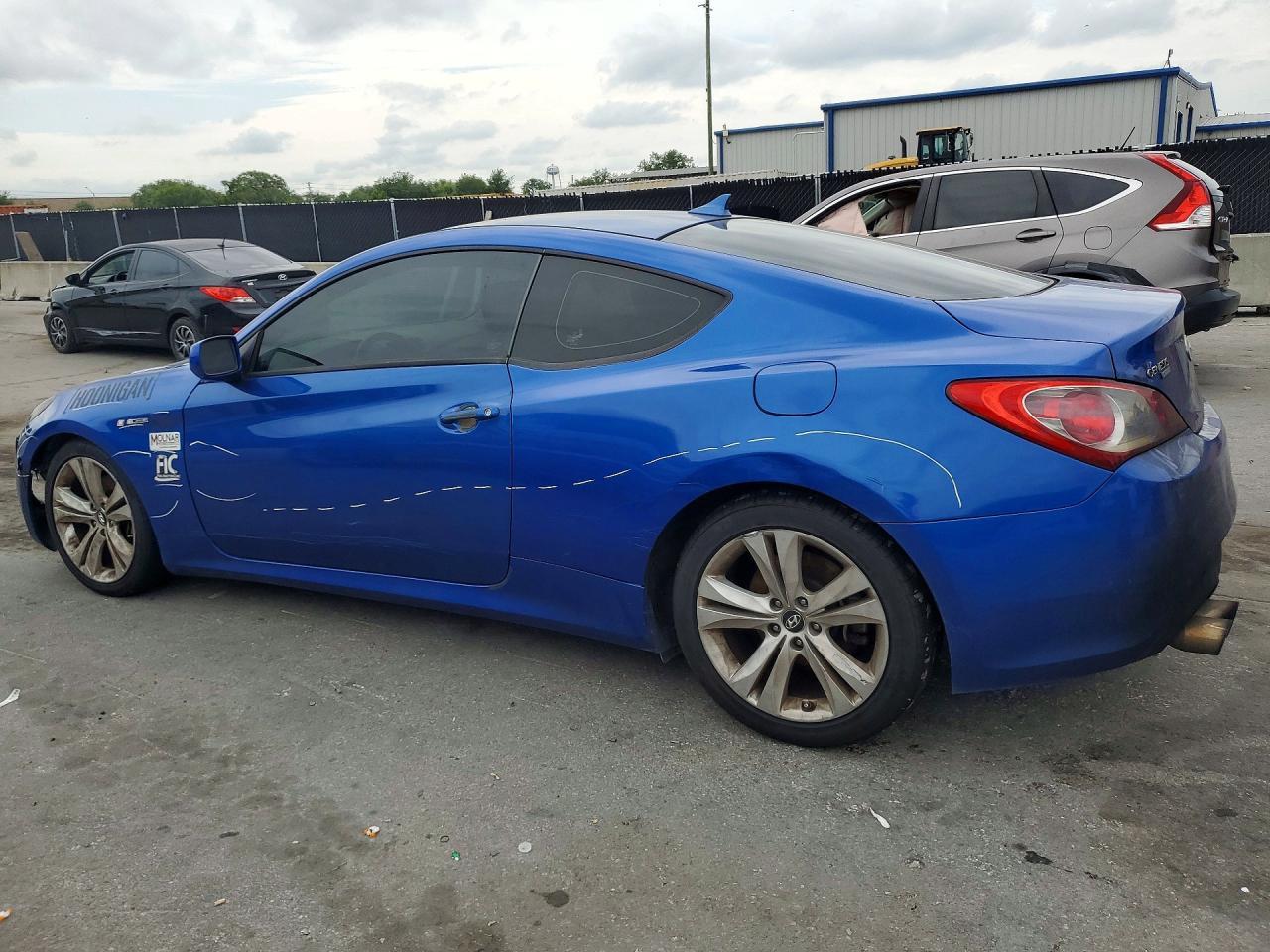2010 Hyundai Genesis Coupe 2.0T - Image 2