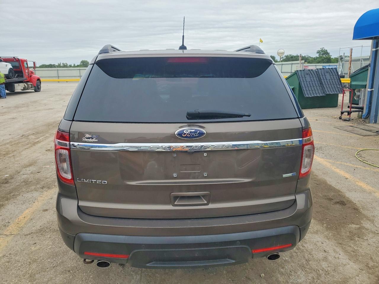 2015 Ford Explorer Limited - Image 6
