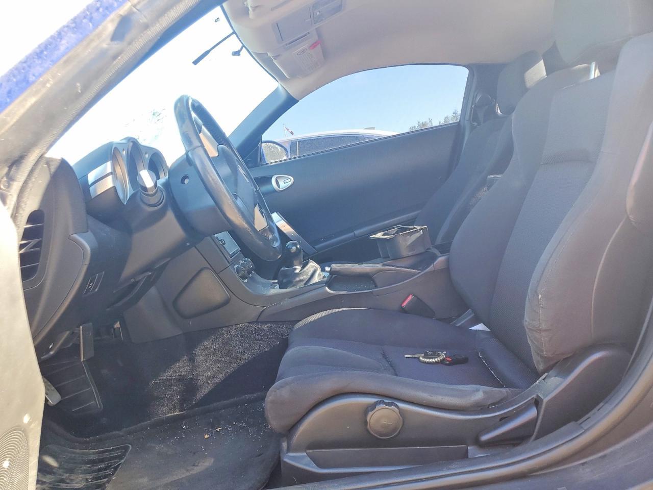 2004 Nissan 350Z Coupe - Image 7