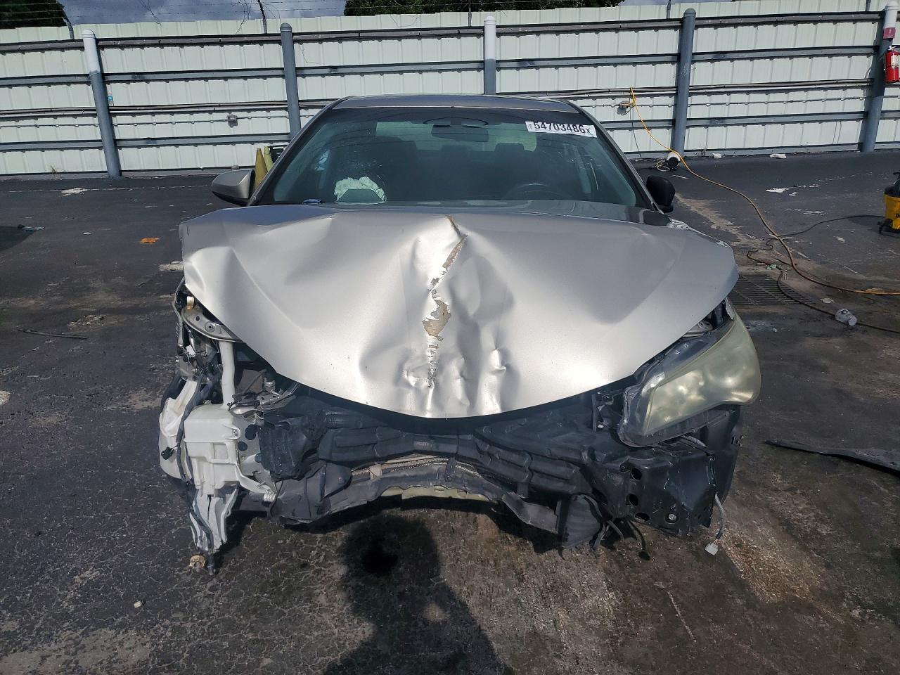 2016 Toyota Camry Se - Фото 5