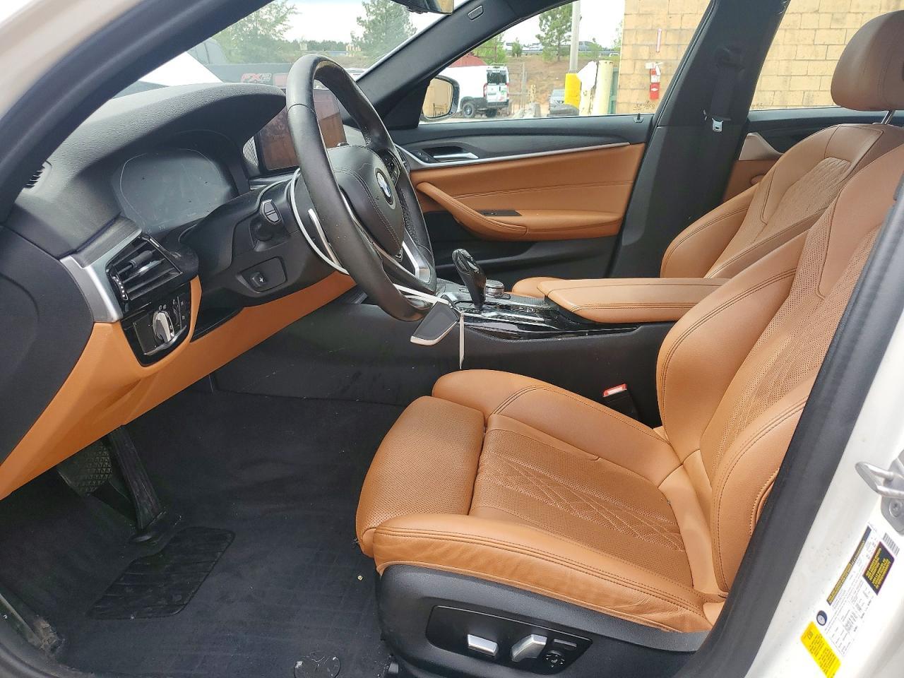 2021 BMW 530 I - Фото 7
