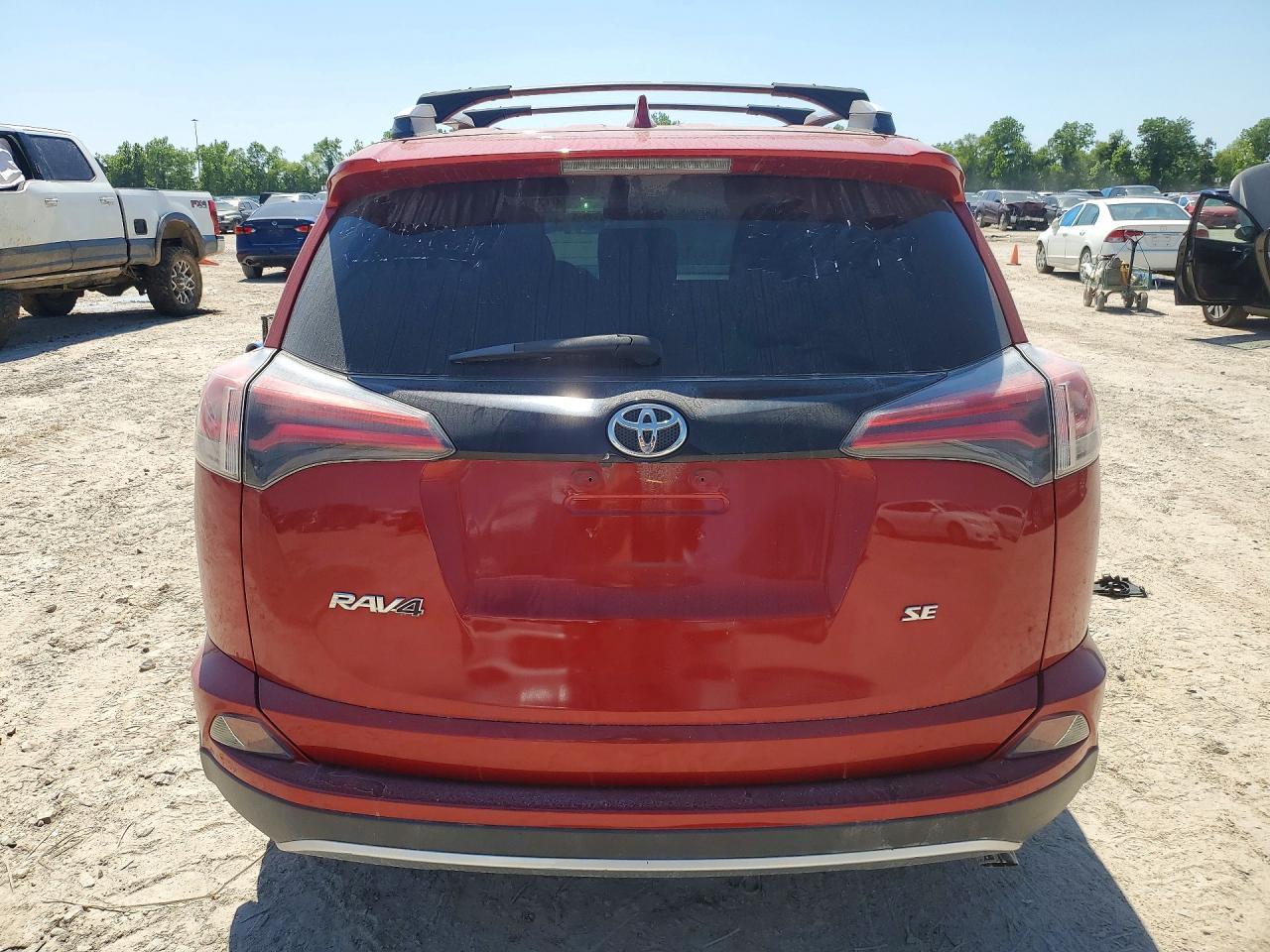 2016 Toyota Rav4 Se - Фото 6