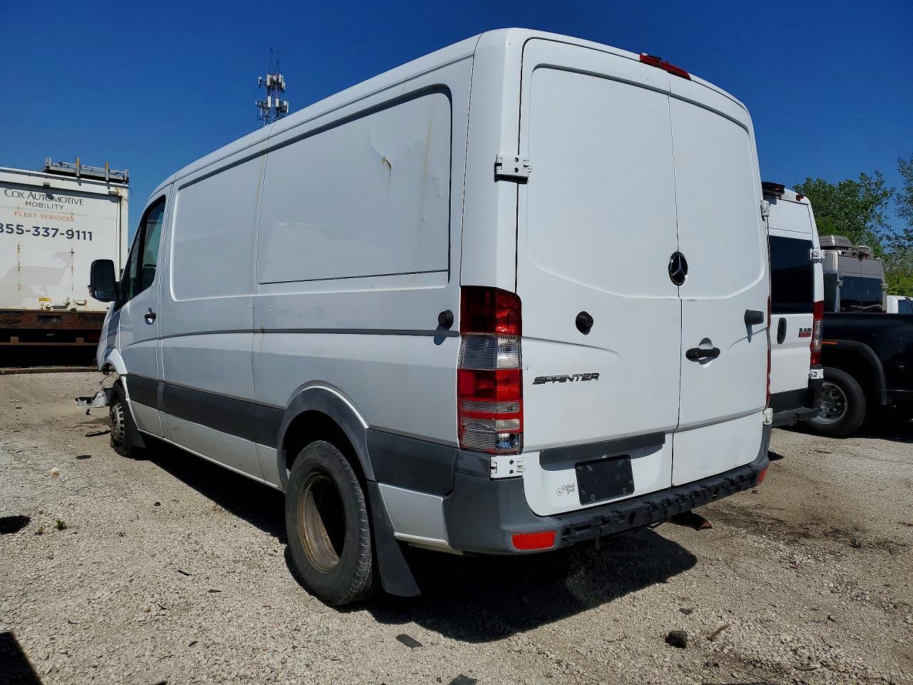 2018 Mercedes-Benz Sprinter 3500 - Фото 2