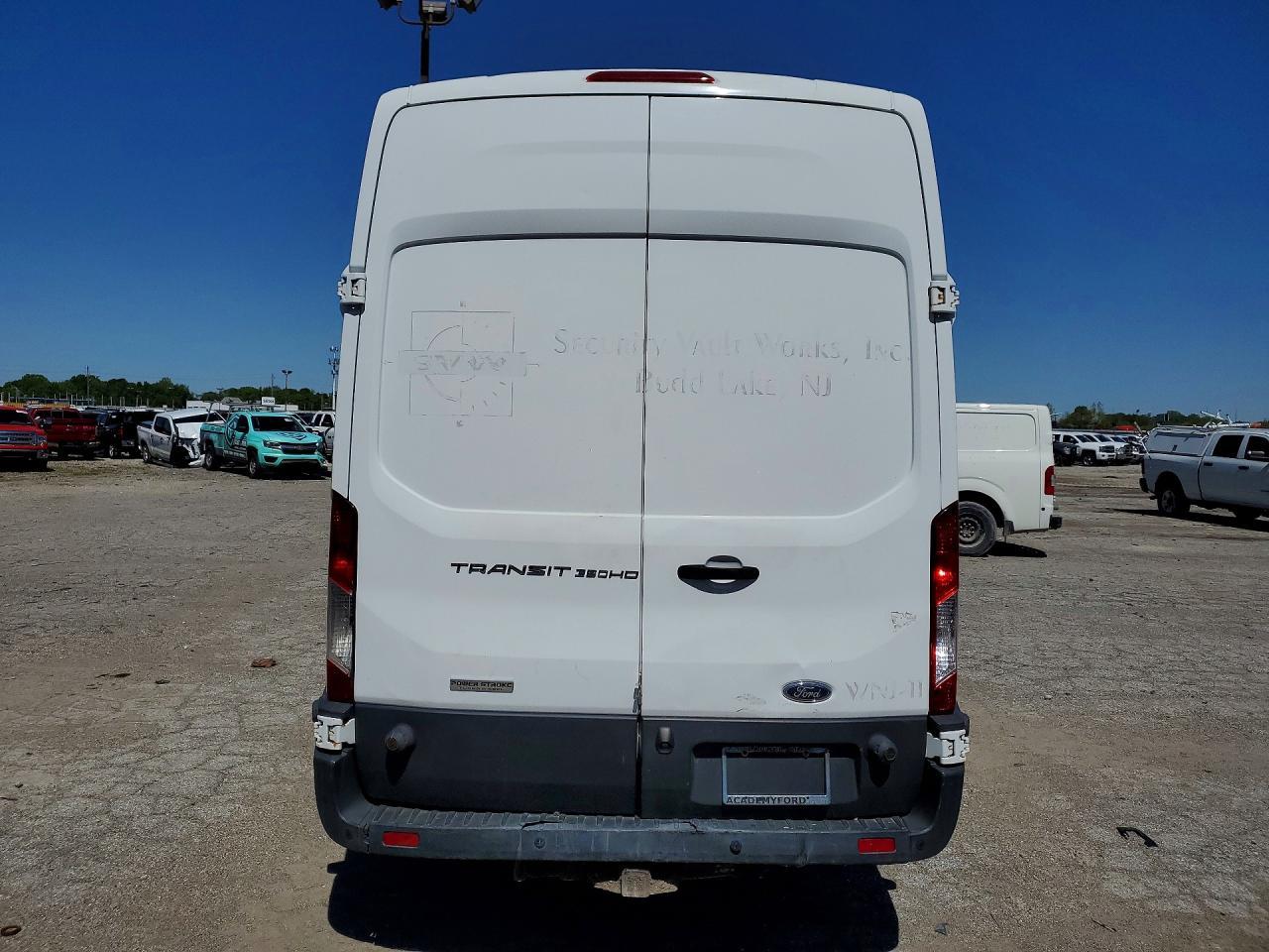 2017 Ford Transit T-350 Delivery Van - Фото 6
