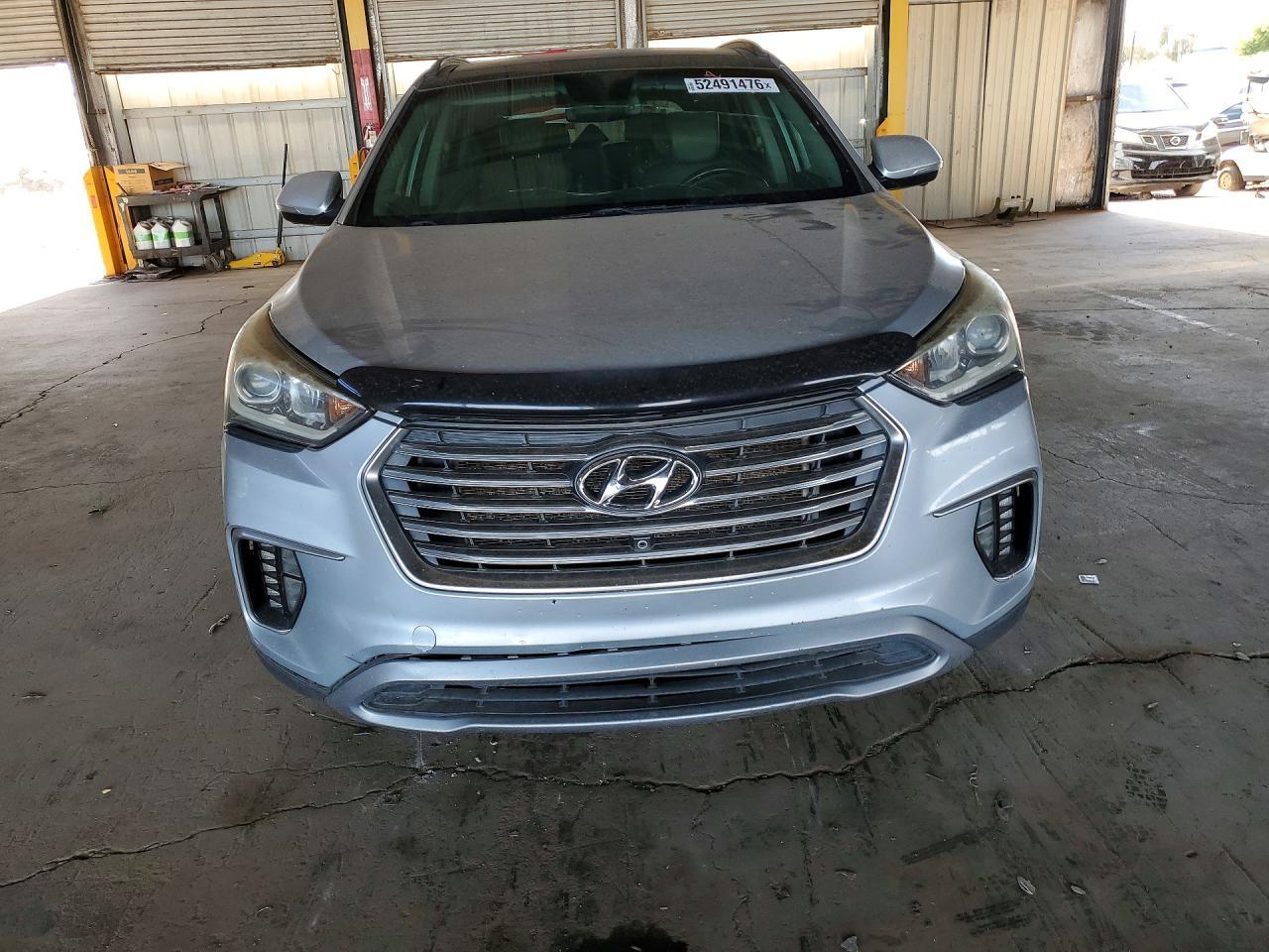 2017 Hyundai Santa Fe Limited Ultimate - Image 5
