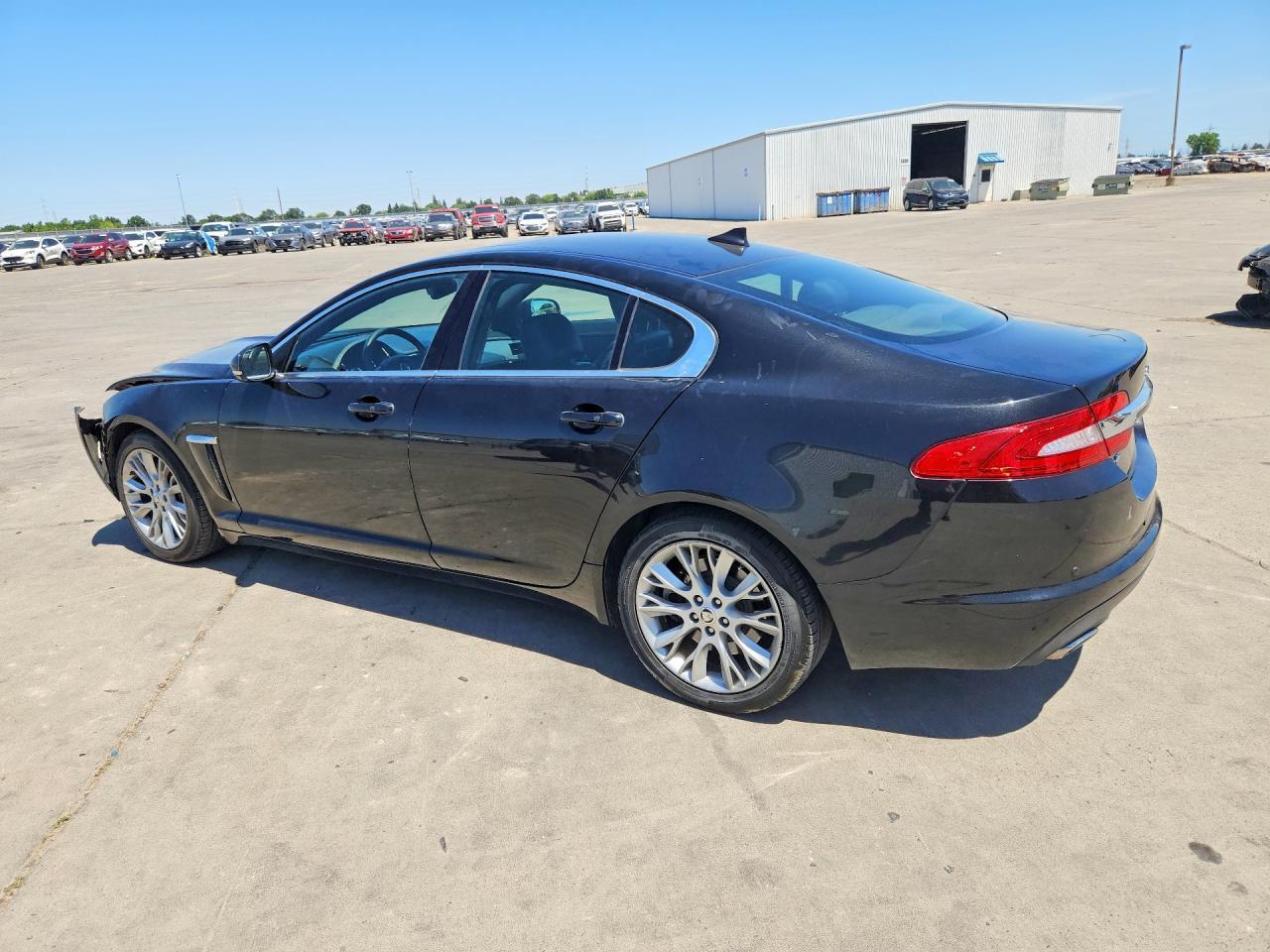 2013 Jaguar Xf - Image 2