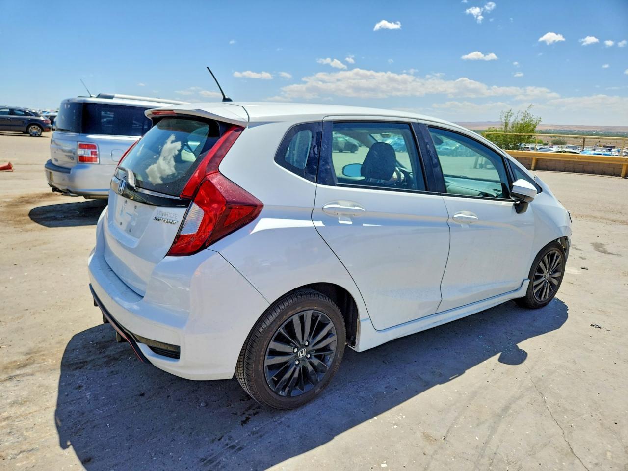 2018 Honda Fit Dx-A - Image 3
