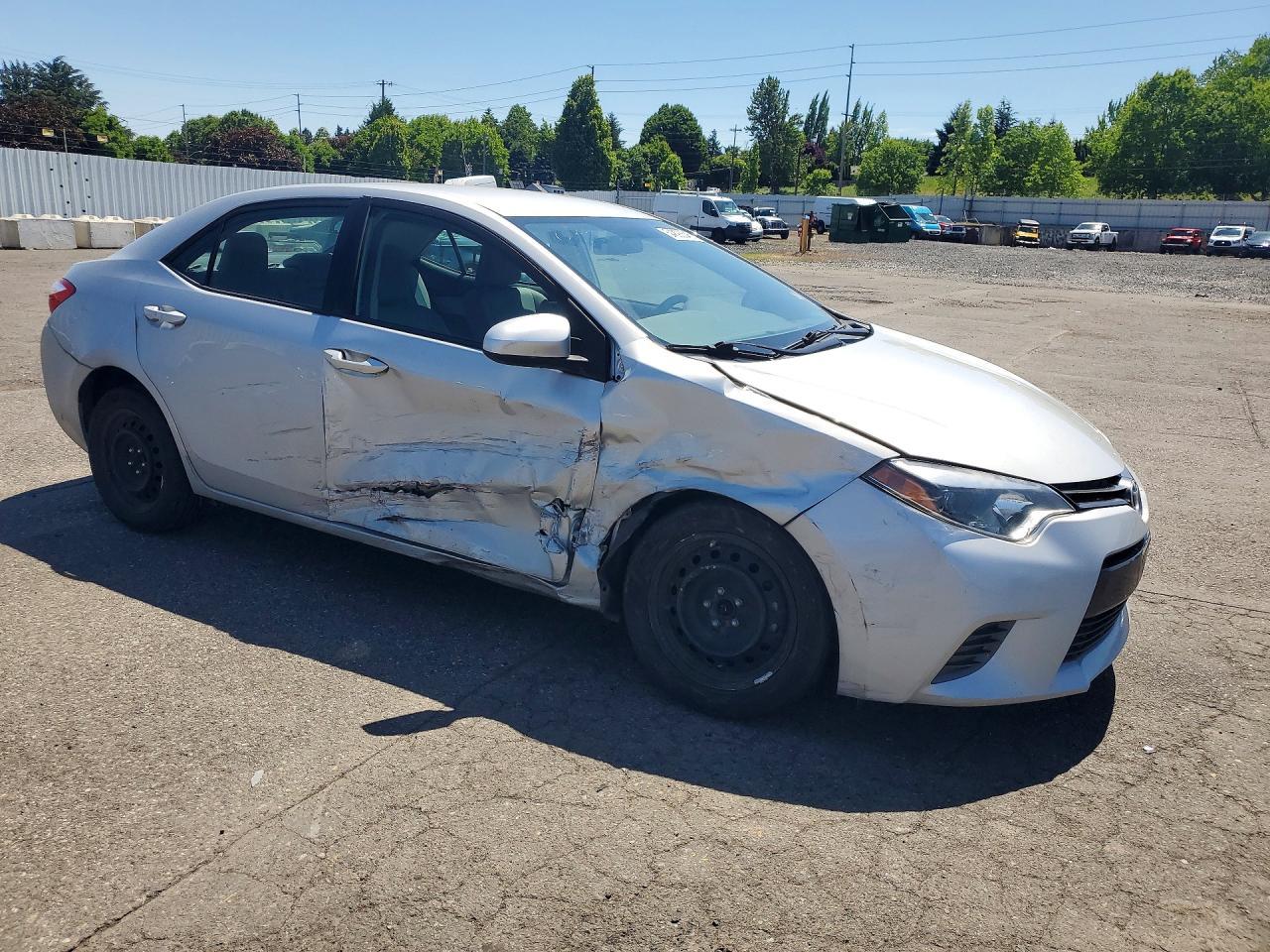 2015 Toyota Corolla Le - Image 4