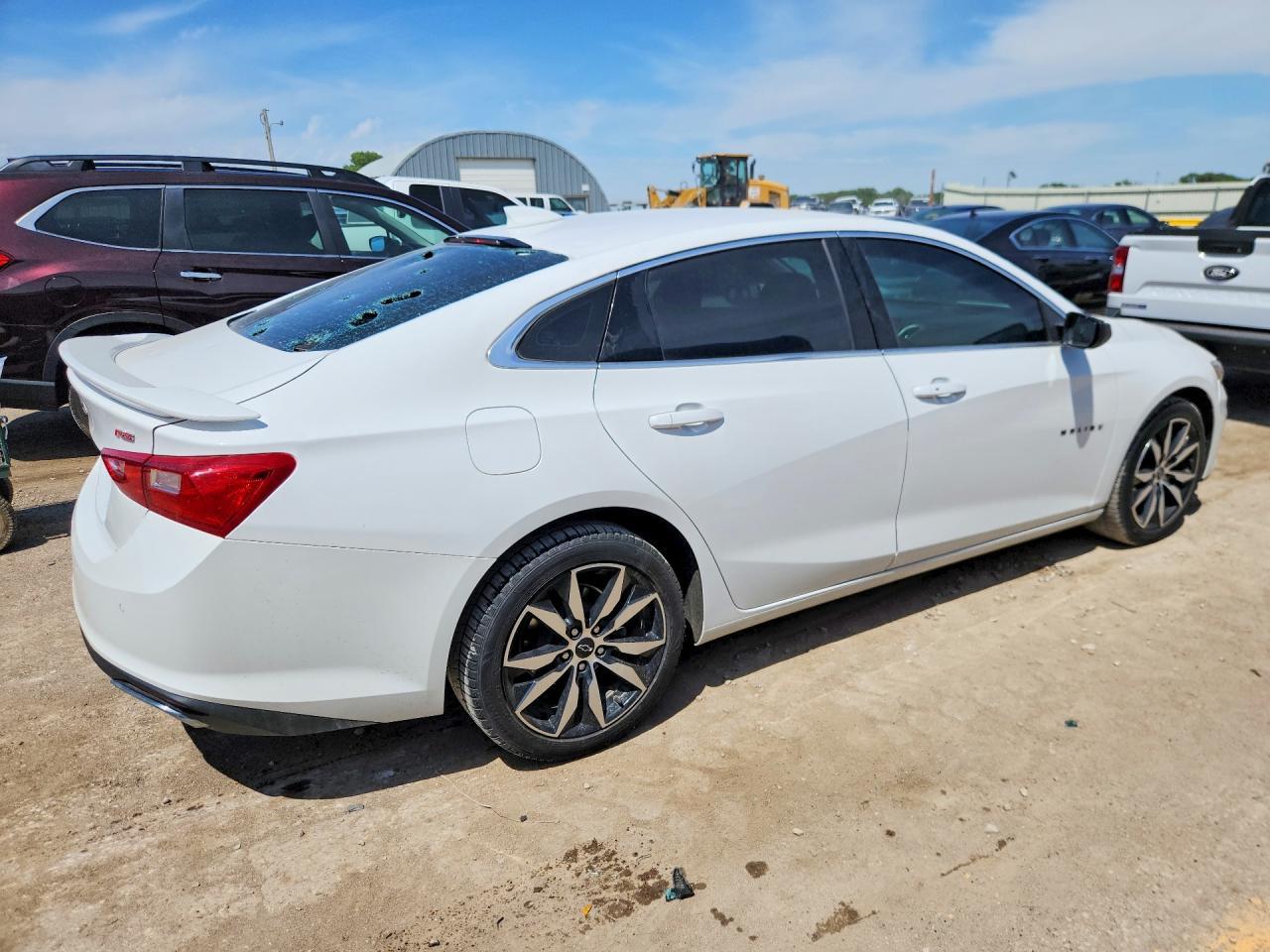 2021 Chevrolet Malibu Rs - Фото 3