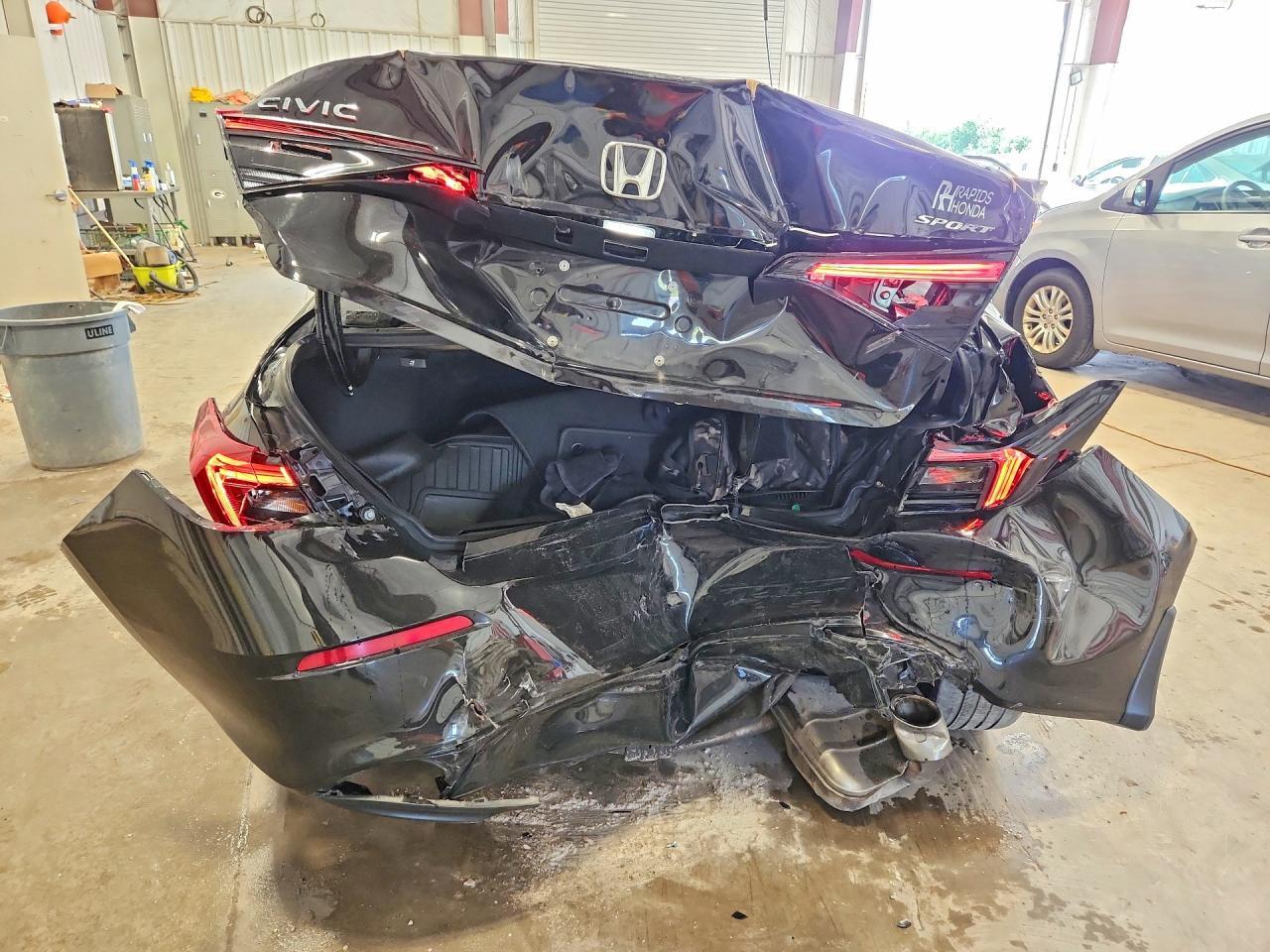 2025 Honda Civic Sport - Фото 6