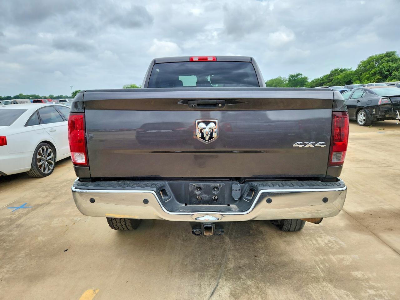2018 Ram 2500 St - Image 6
