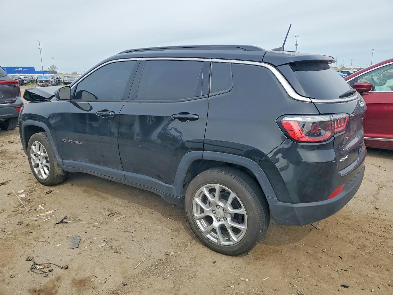 2024 Jeep Compass Latitude Lux - Фото 2