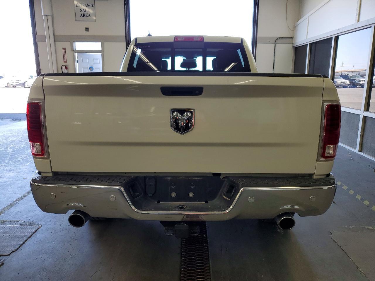2017 Ram 1500 Laramie - Фото 6