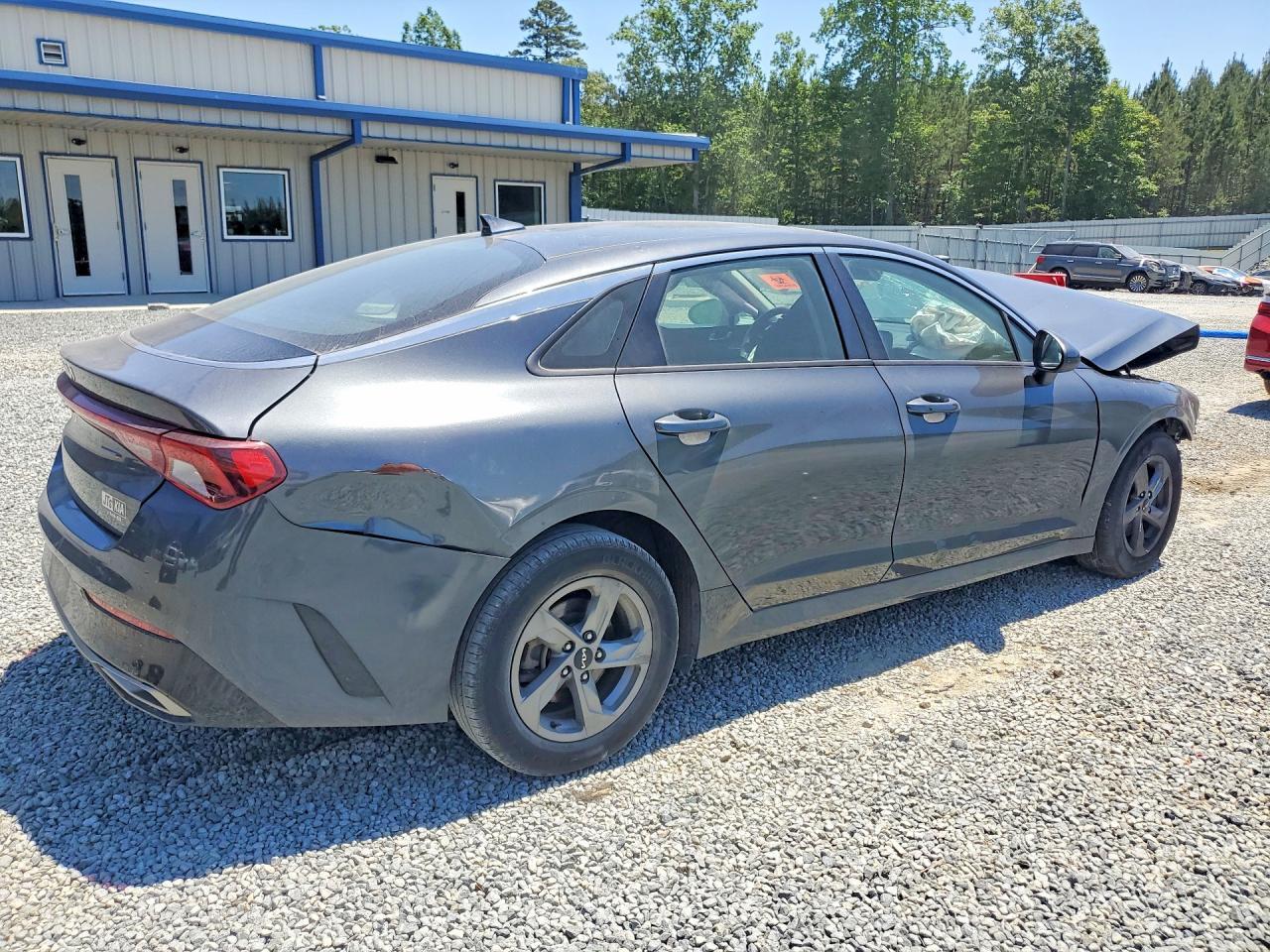 2022 Kia K5 - Фото 3