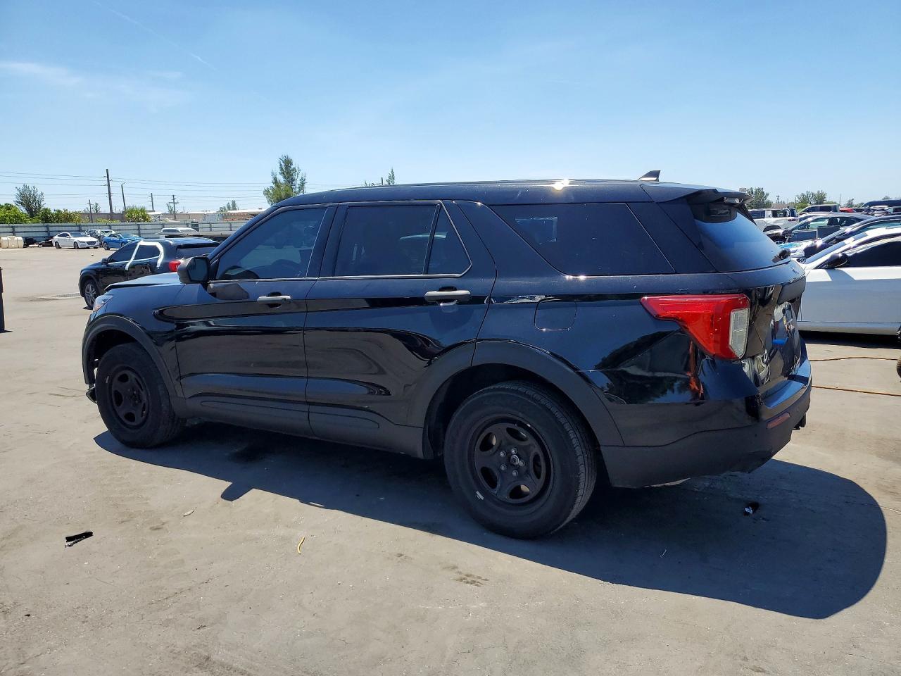 2022 Ford Explorer Police Interceptor - Image 2