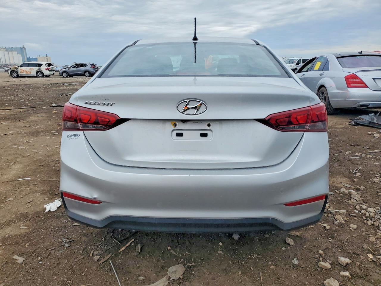 2019 Hyundai Accent Se - Фото 6