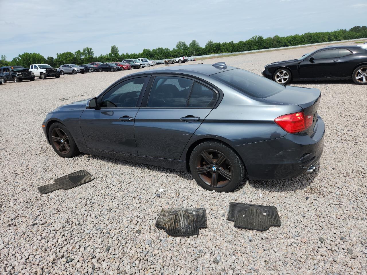 2014 BMW 328 I - Фото 2