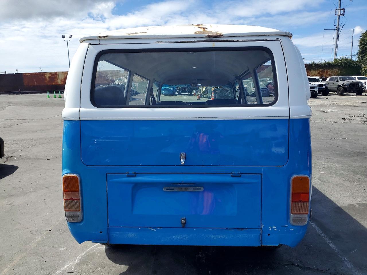 1974 Volkswagen Super Beet - Фото 6