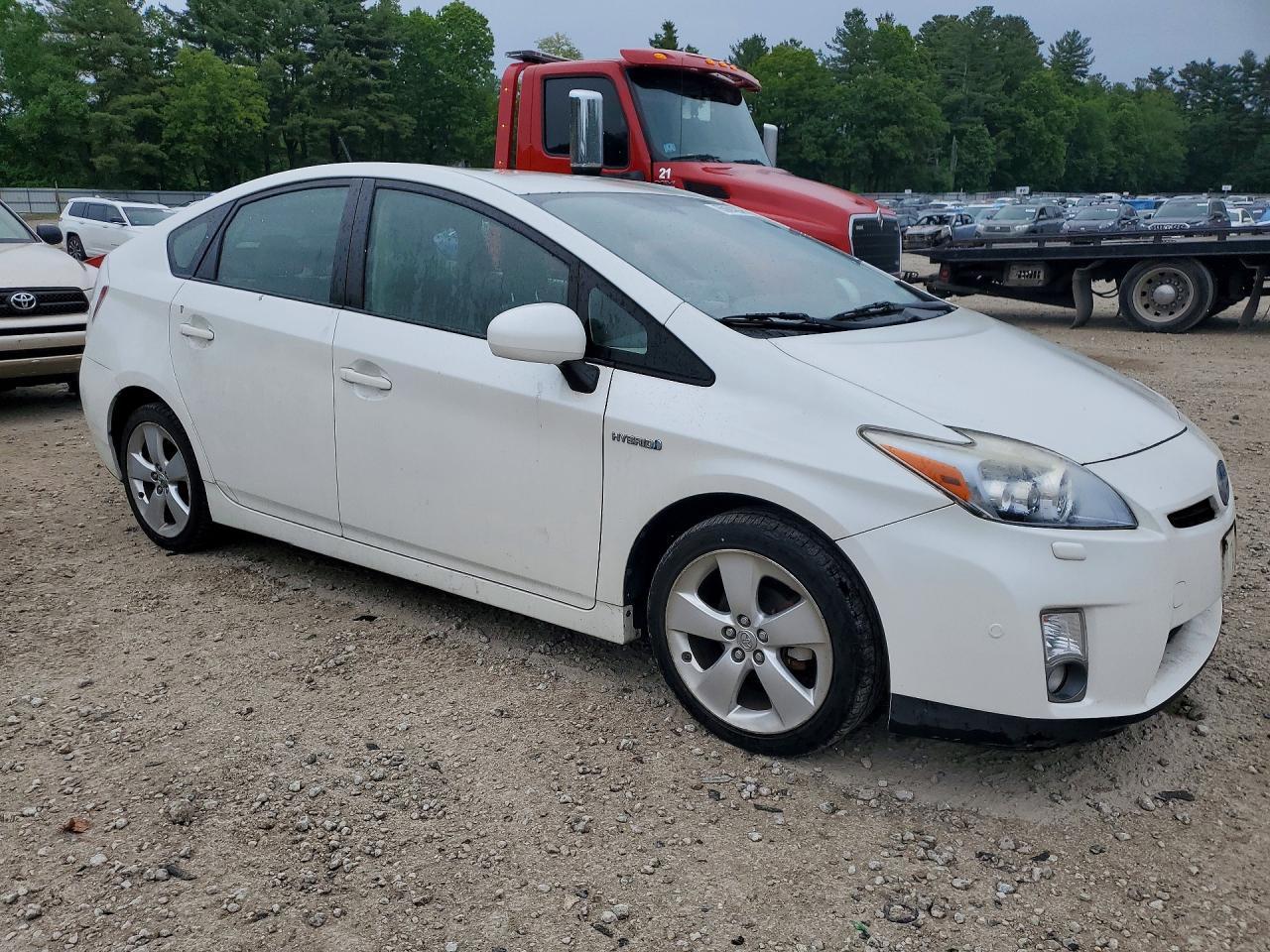 2010 Toyota Prius V - Фото 4