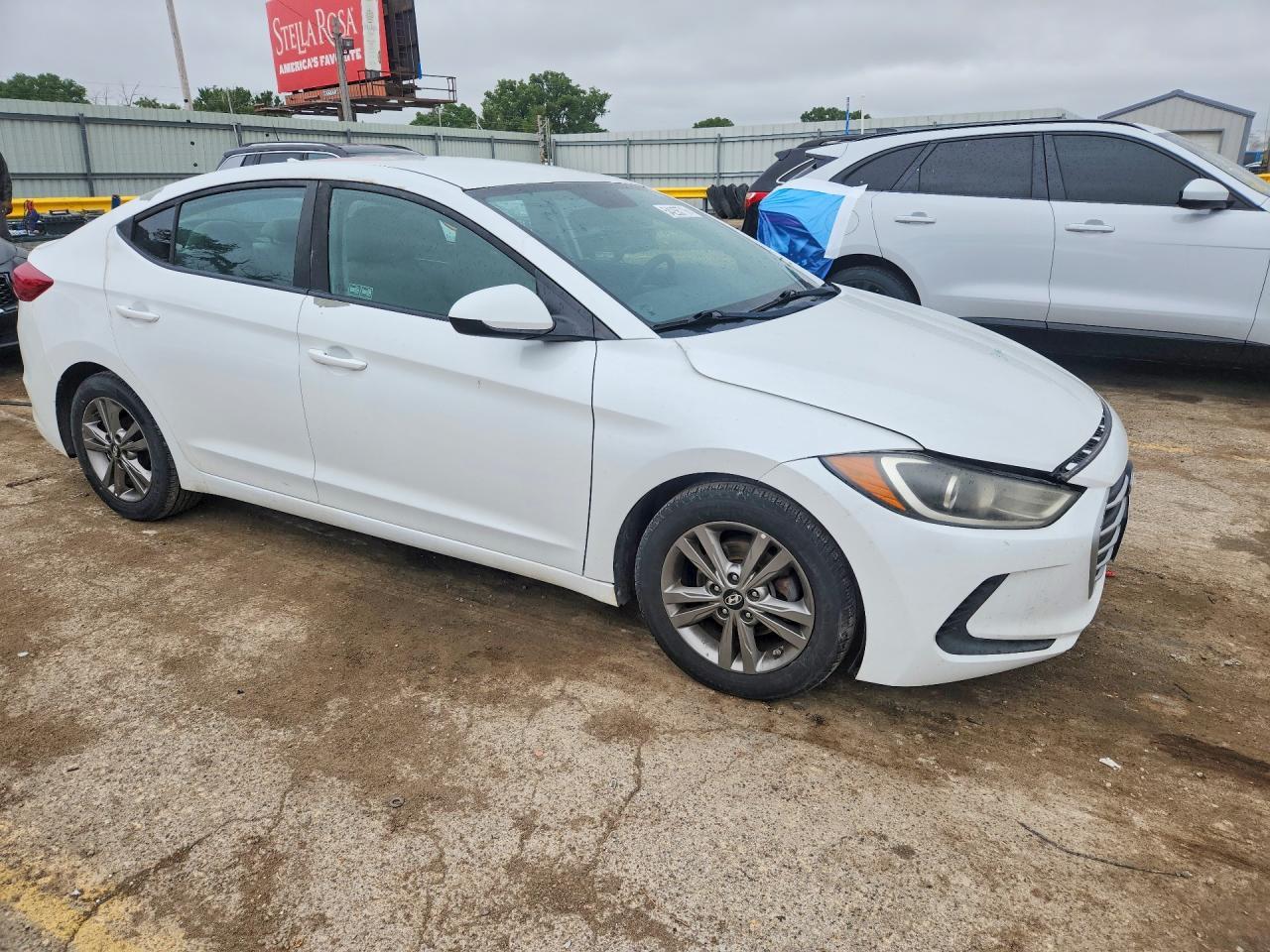 2017 Hyundai Elantra Se - Фото 4