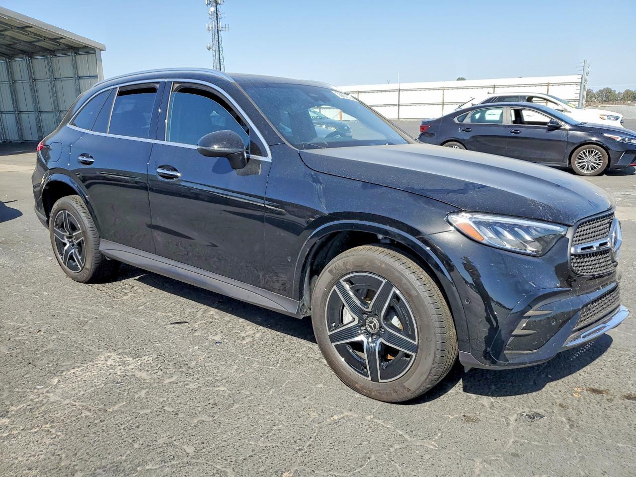 2026 Mercedes-Benz Glc 300 - Фото 4