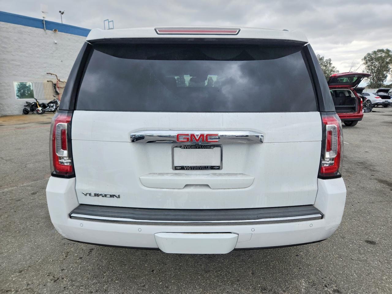 2016 GMC Yukon Denali - Фото 6
