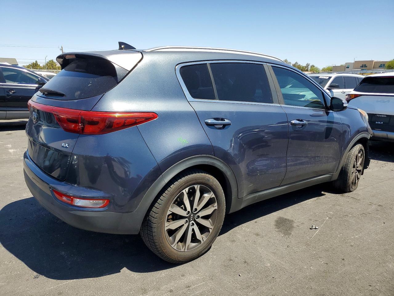 2017 Kia Sportage Ex - Фото 3