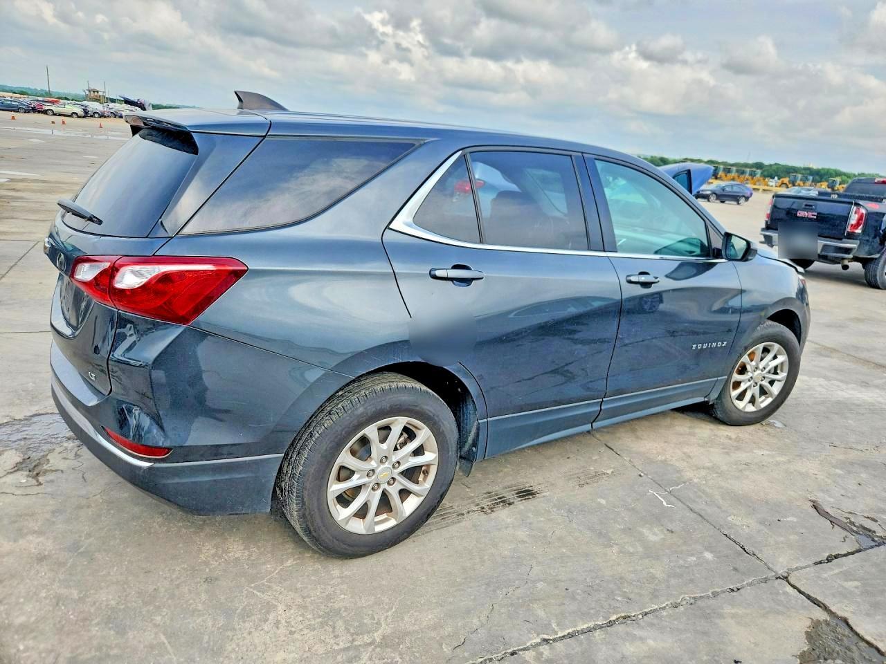 2020 Chevrolet Equinox Lt - Фото 3