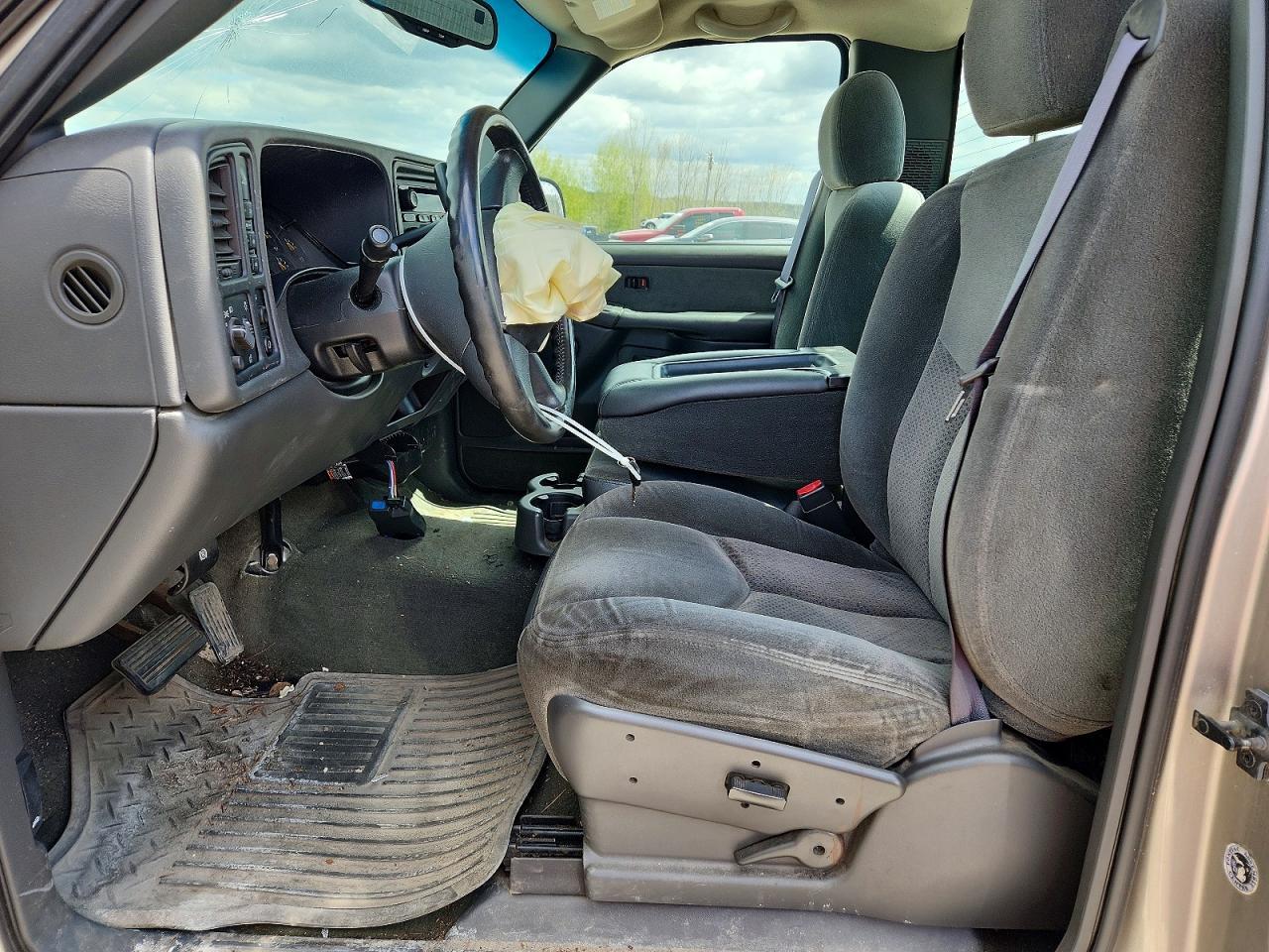2003 Chevrolet Silverado K2500 Heavy Duty - Image 7