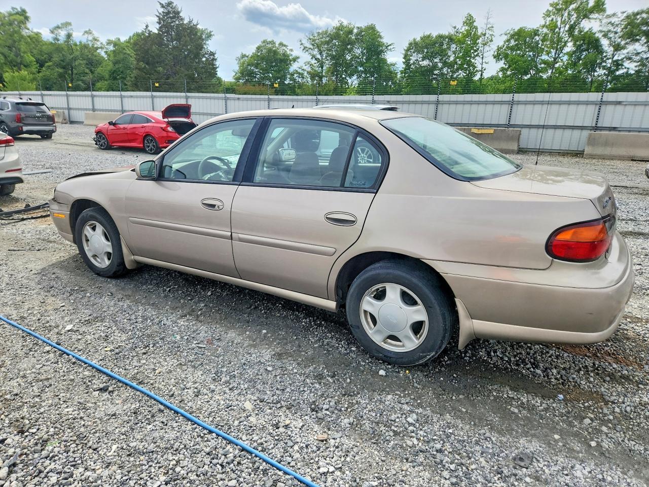 2000 Chevrolet Malibu Ls - Image 2