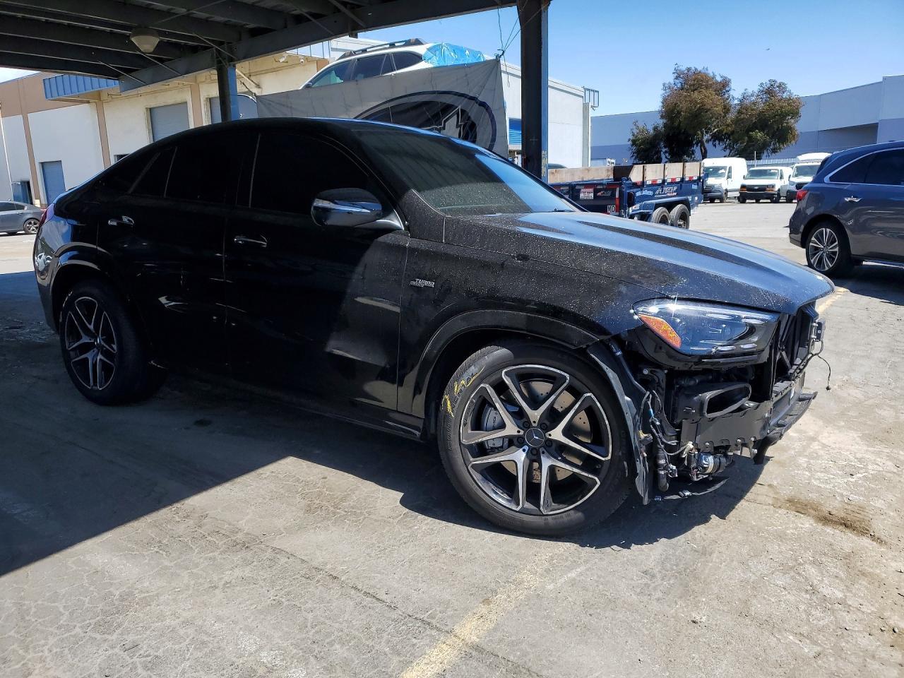 2026 Mercedes-Benz Gle Coupe Amg 53 4Matic - Фото 4