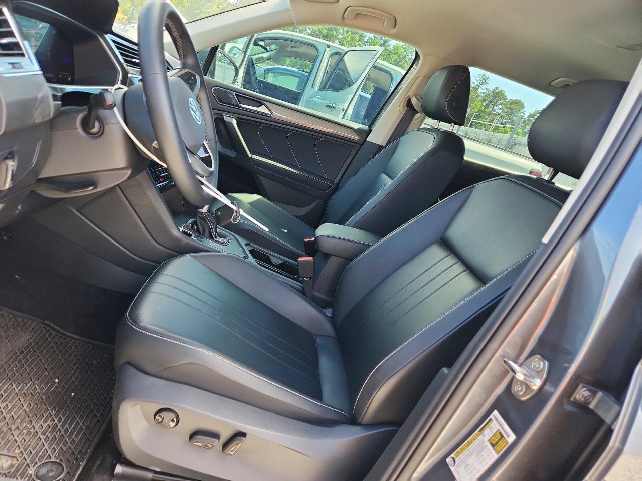 2021 Volkswagen Tiguan Se, Se R-Line Black, Sel - Image 7