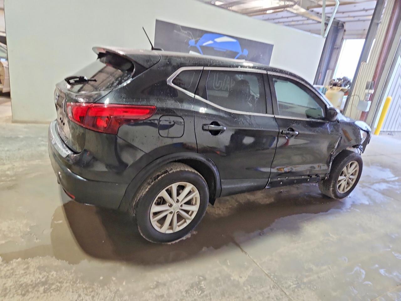 2018 Nissan Rogue Sport S - Фото 3