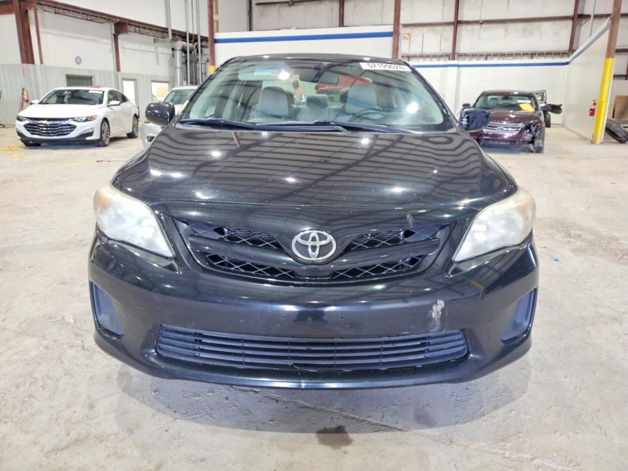 2011 Toyota Corolla Le - Image 5