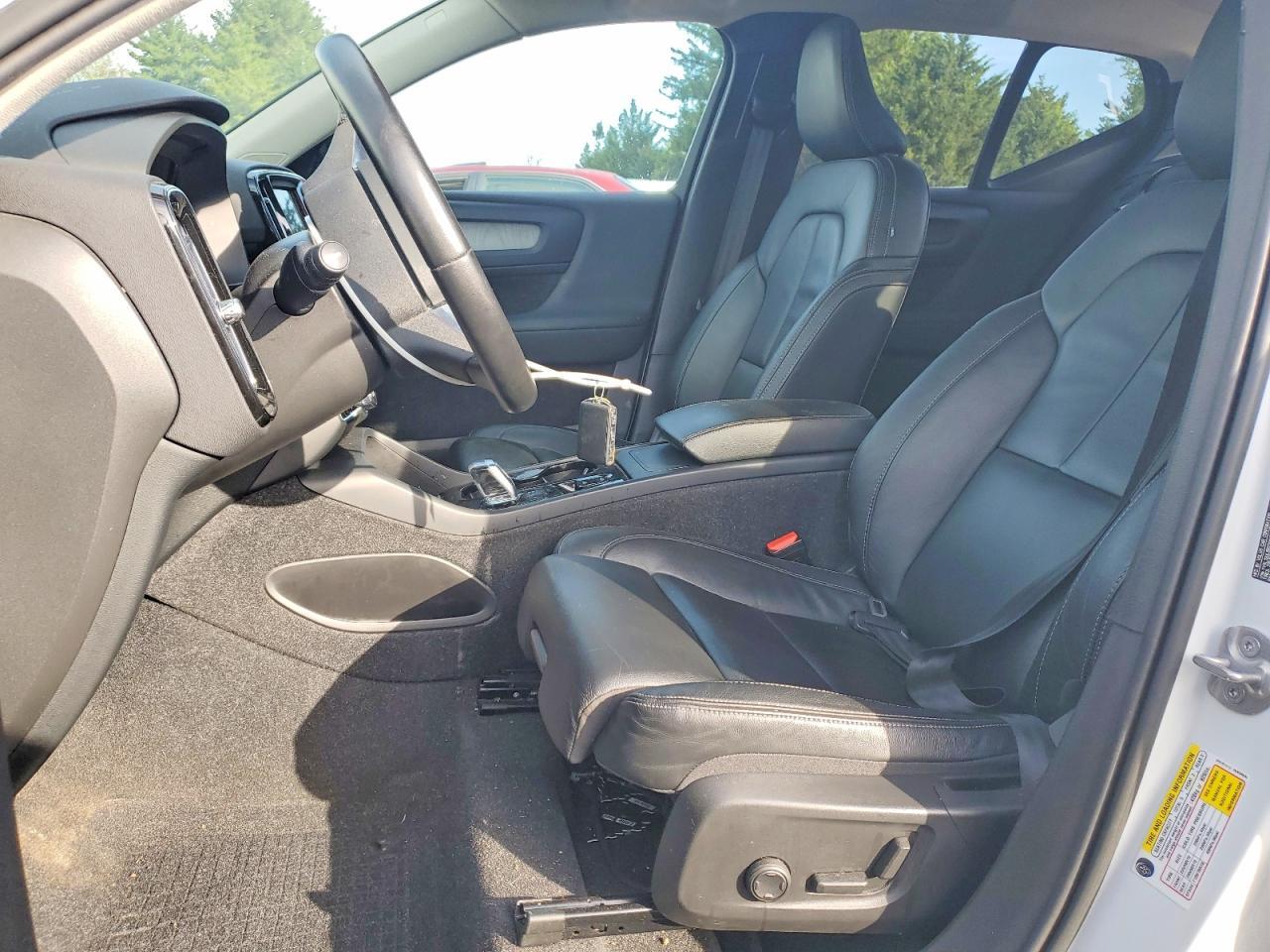 2024 Volvo Xc40 Plus - Фото 7