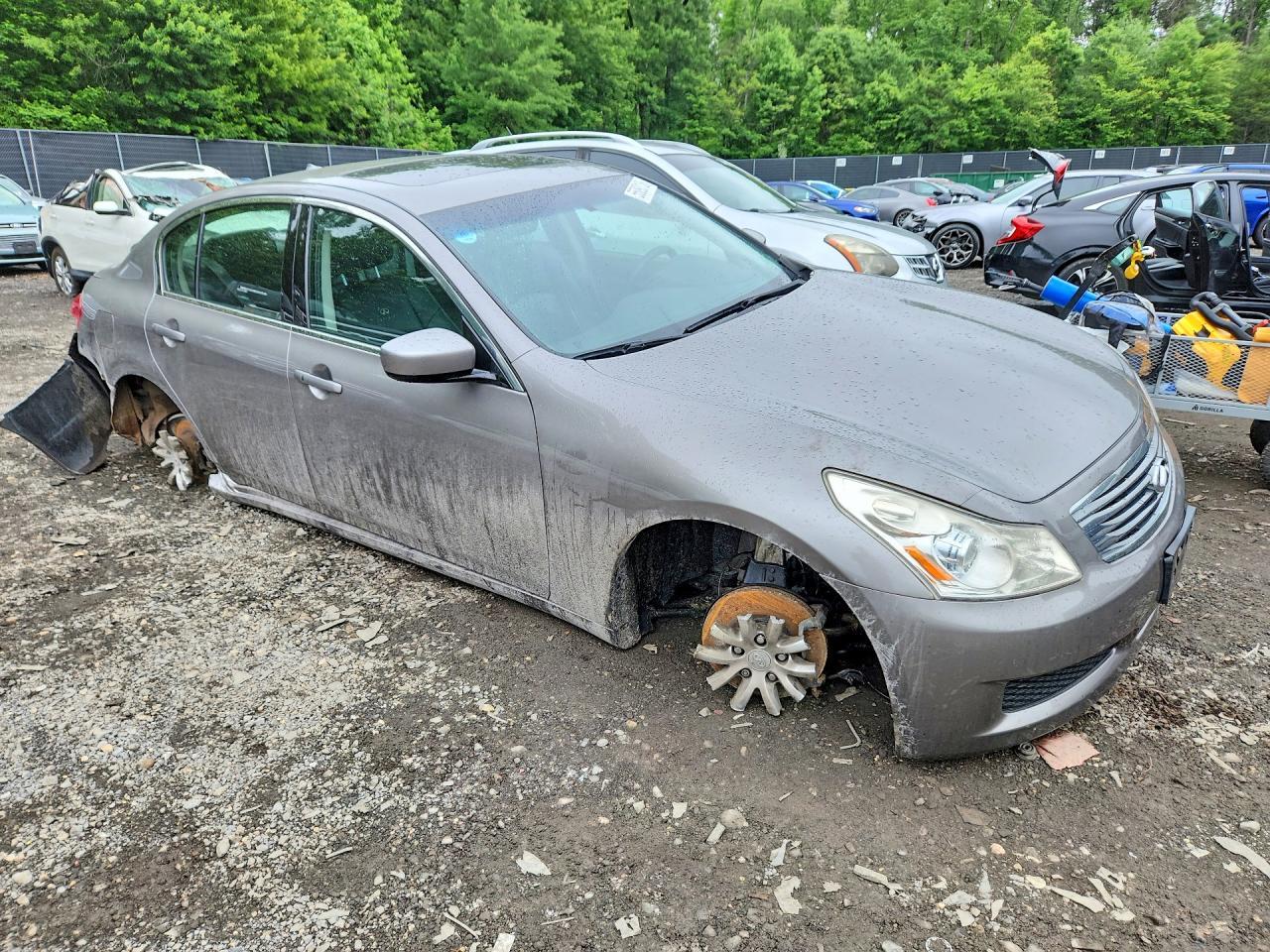 2009 Infiniti G37 Sedan X - Фото 4